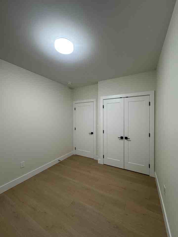 10109 172A Street - Photo 5 of 12