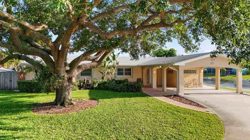 1059 Carambola Circle - Photo 2 of 8