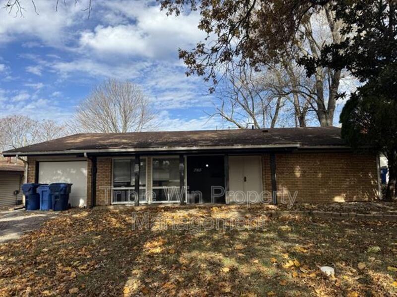 3165 Saint Catherine St - Photo 2 of 28