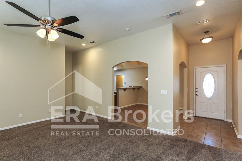 702 Aries Ave - Photo 7 of 29