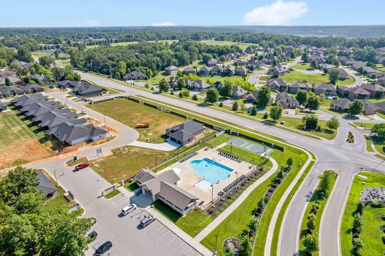 Villas at Anthony Park - Photo 4 of 50