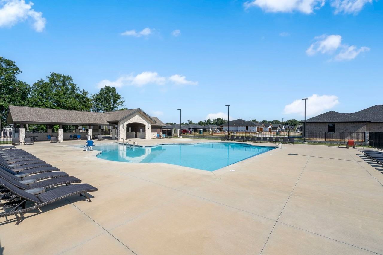 Villas at Anthony Park - Photo 7 of 50