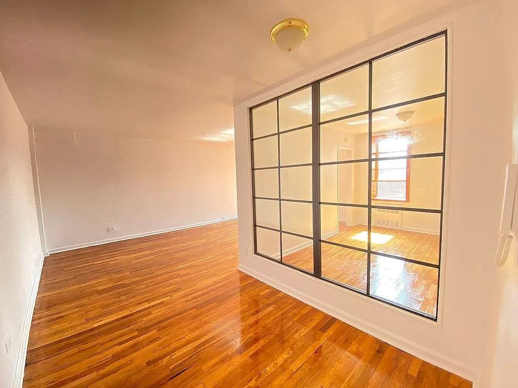 6311 Queens Blvd - Photo 2 of 7