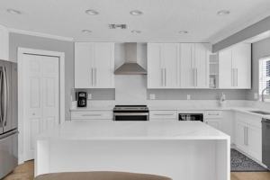 featured image of 16627 Deer Path Lane