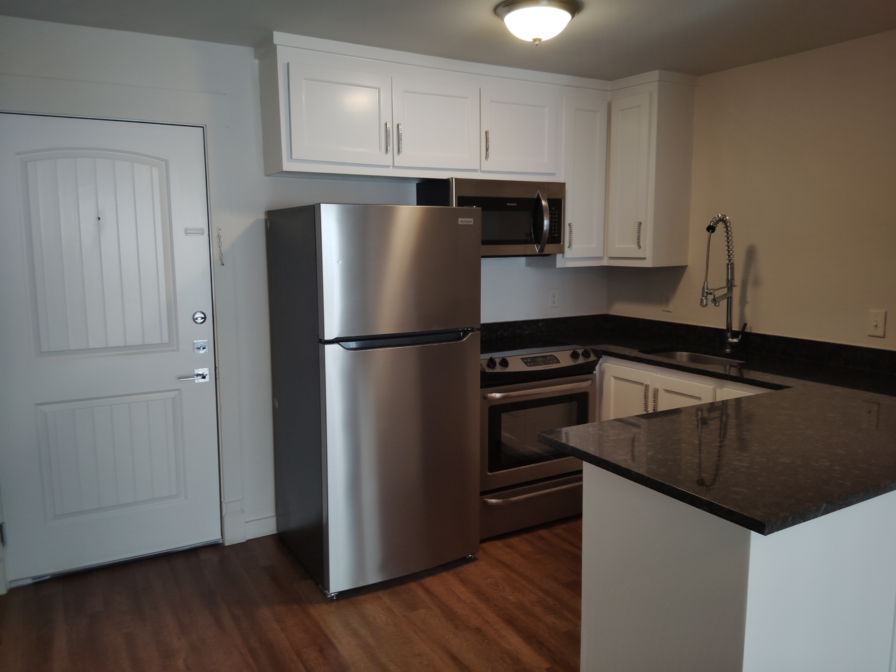 French Quarter - Photo 3 of 6