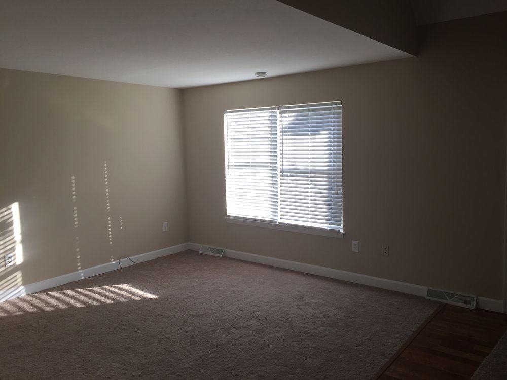 114 Courtney Ln - Photo 3 of 6