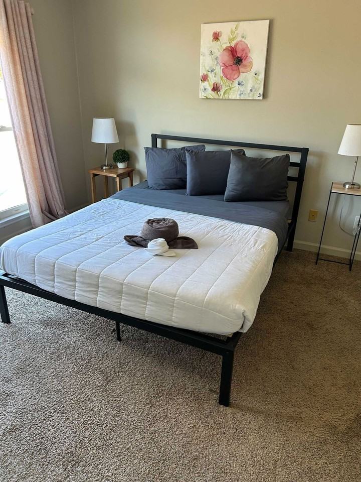 1930 16th Ave #1043448P - Photo 4 of 40