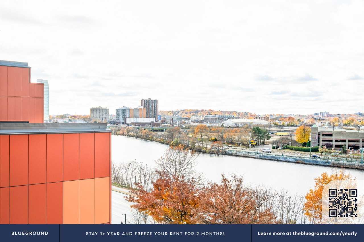 812 Memorial Dr #1271 - Photo 7 of 30