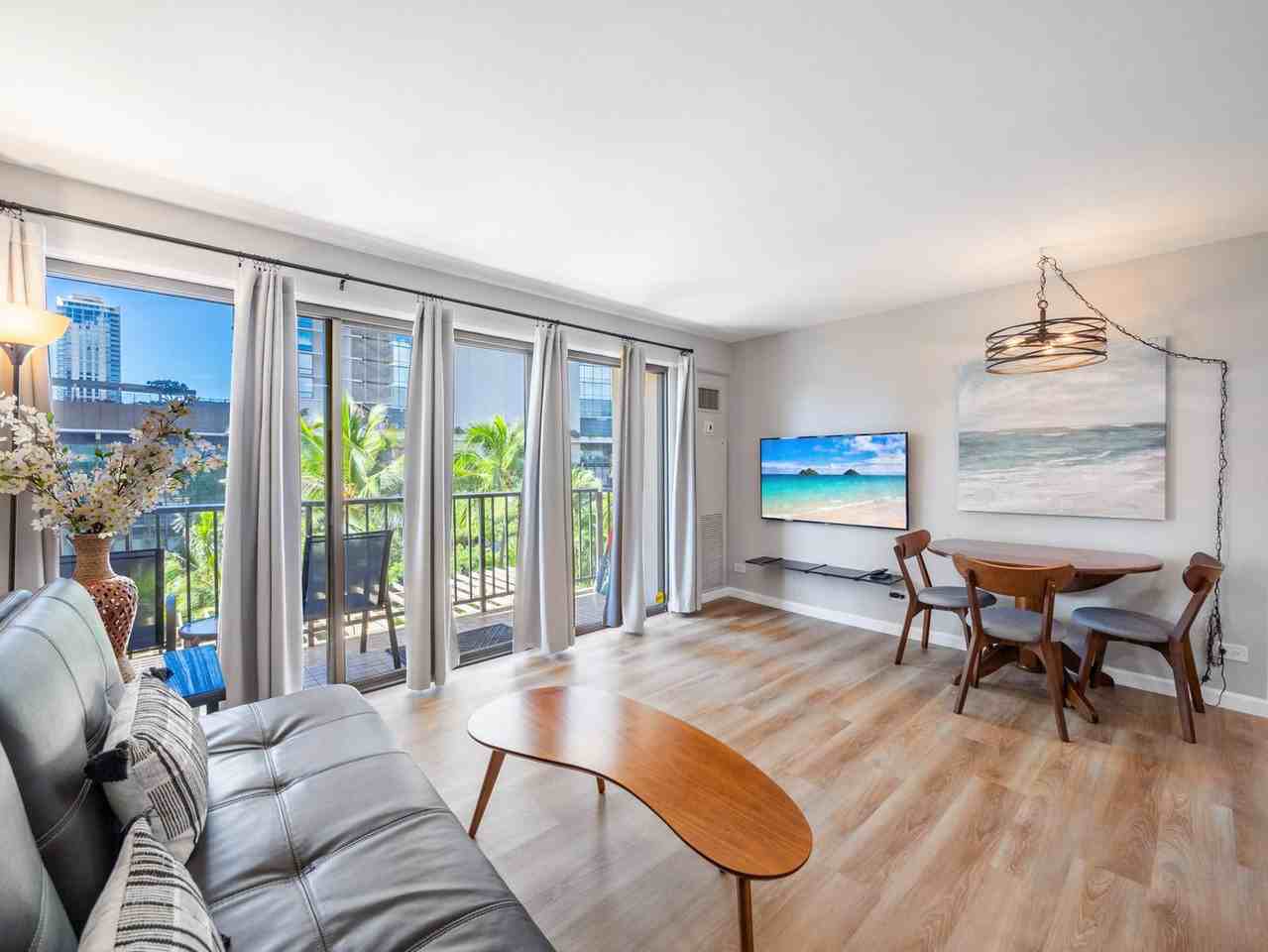 2140 Hawaii St #1327716P - Photo 4 of 33