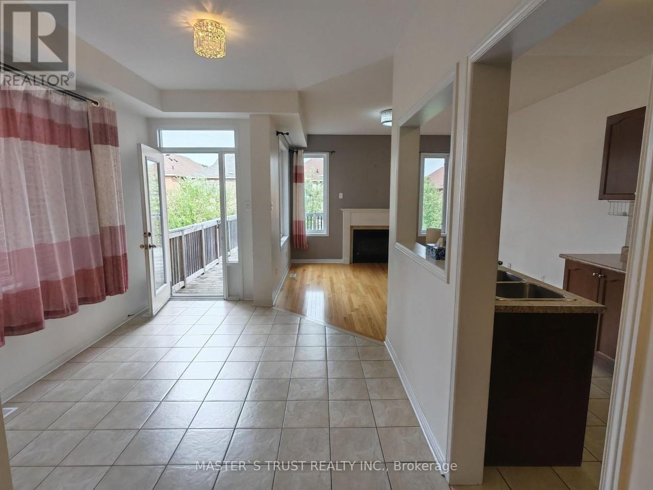 15 Big Hill Crescent - Photo 4 of 16