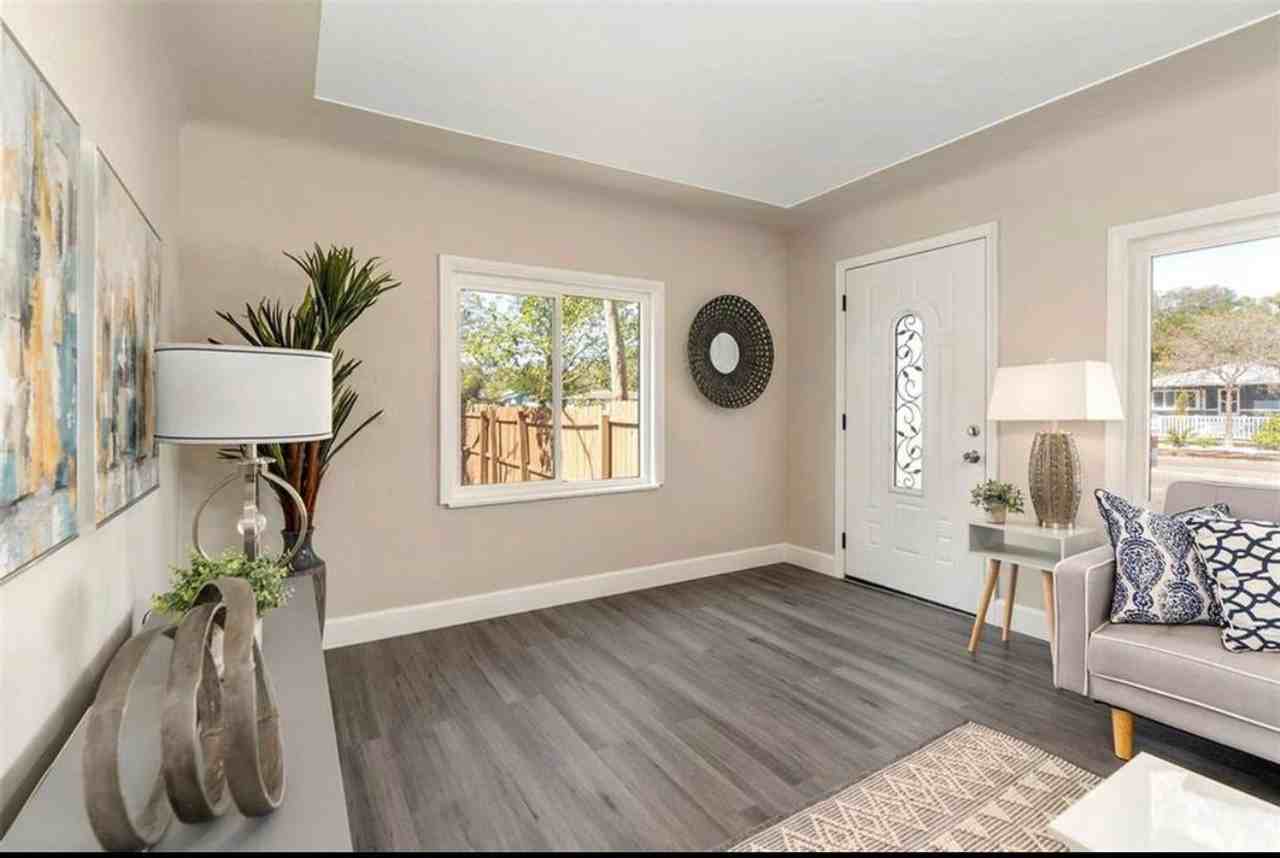 4520 5th Avenue North - Photo 7 of 30