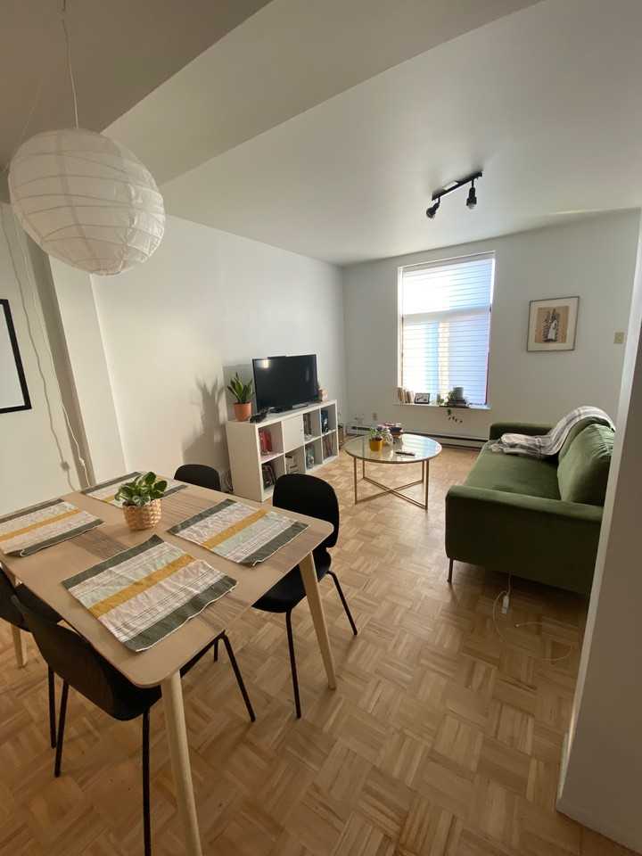 982 Rue Sainte-Marguerite - Photo 2 of 10