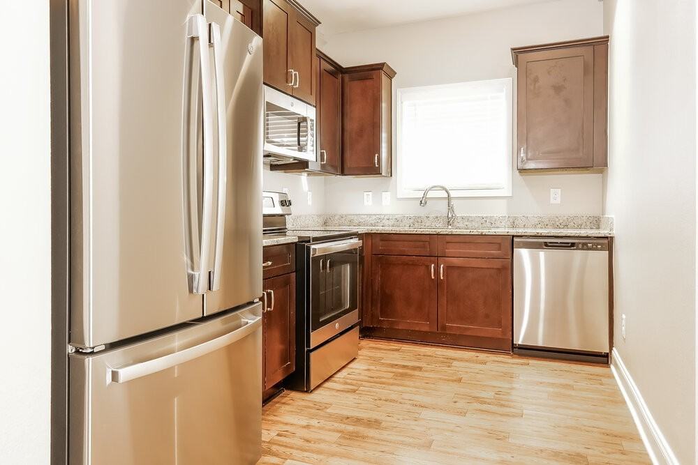 1233 Catawba Way - Photo 5 of 16