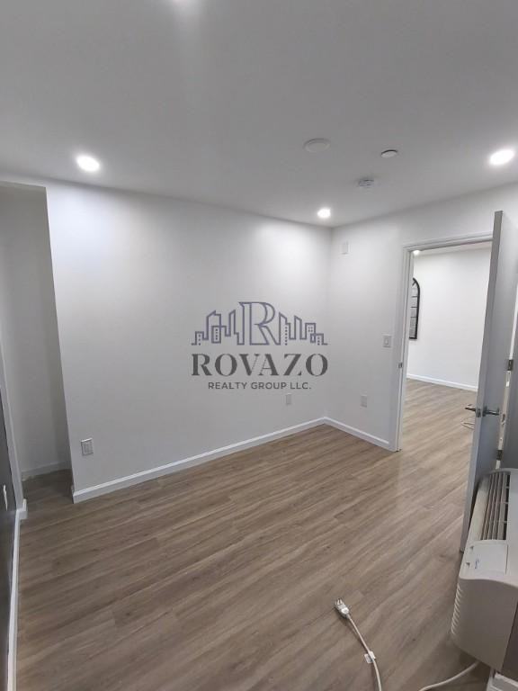 556 Market Street #4D - Photo 5 of 6