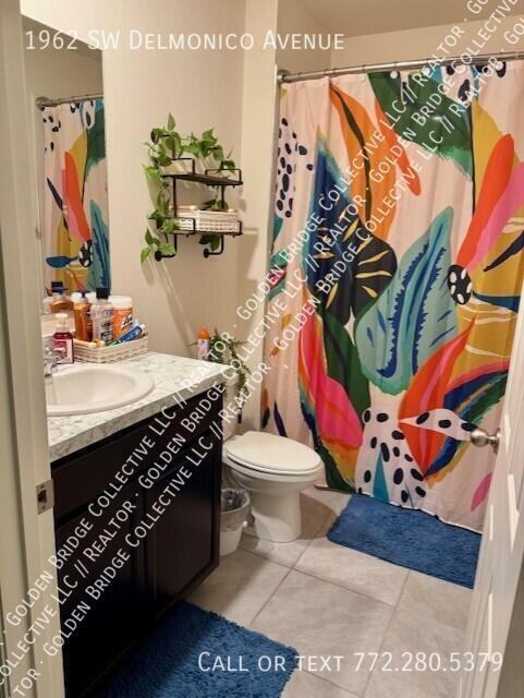 1962 Sw Delmonico Ave - Photo 3 of 8