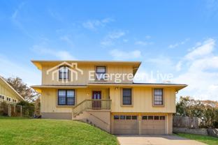 3126 South Maywood Avenue - Photo 1 of 1