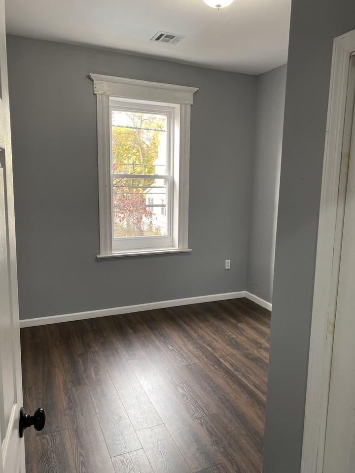 540 South 20th Street - Photo 2 of 13