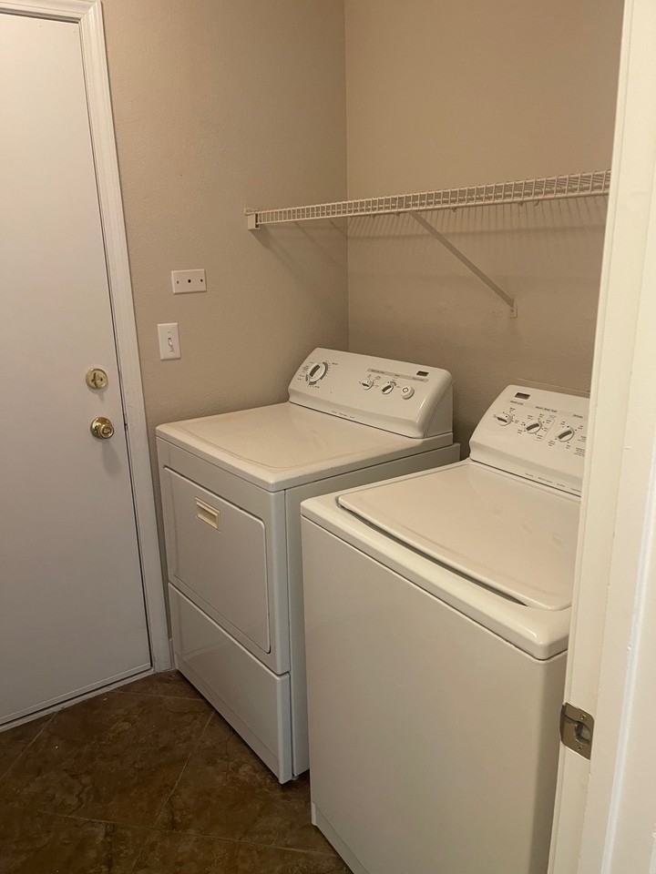 5424 Eagle Claw Avenue - Photo 4 of 25