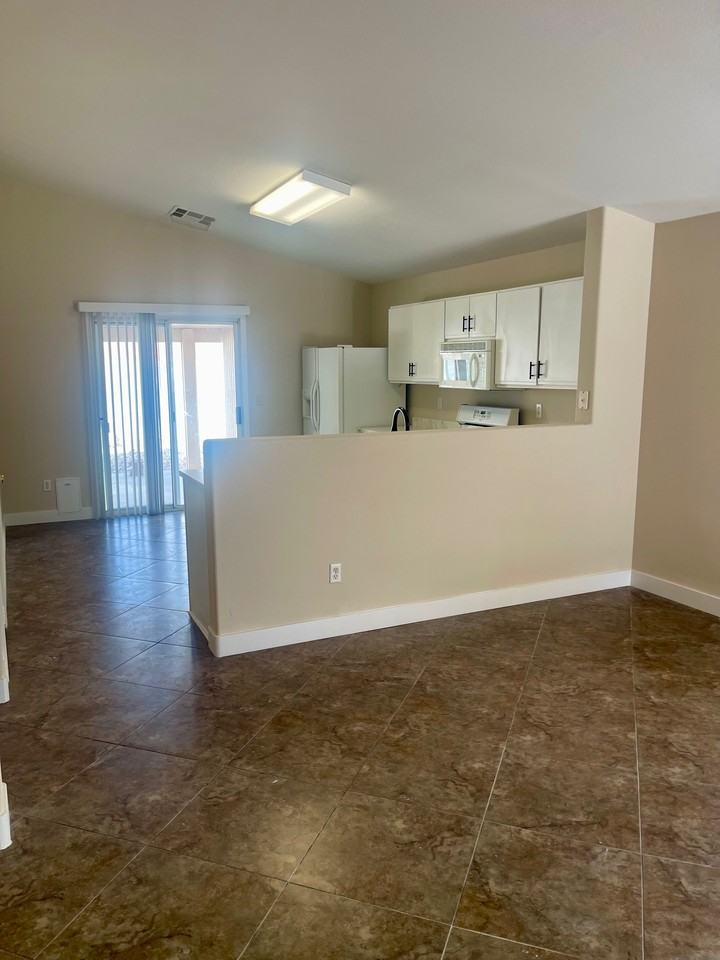 5424 Eagle Claw Avenue - Photo 7 of 25