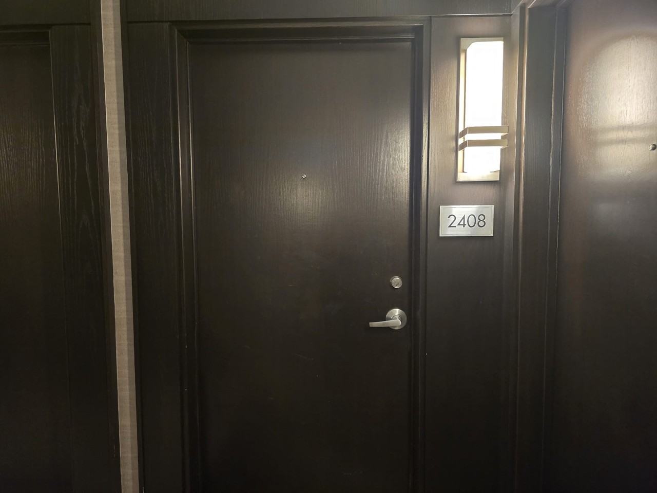 208 Queens Quay West - Photo 7 of 22