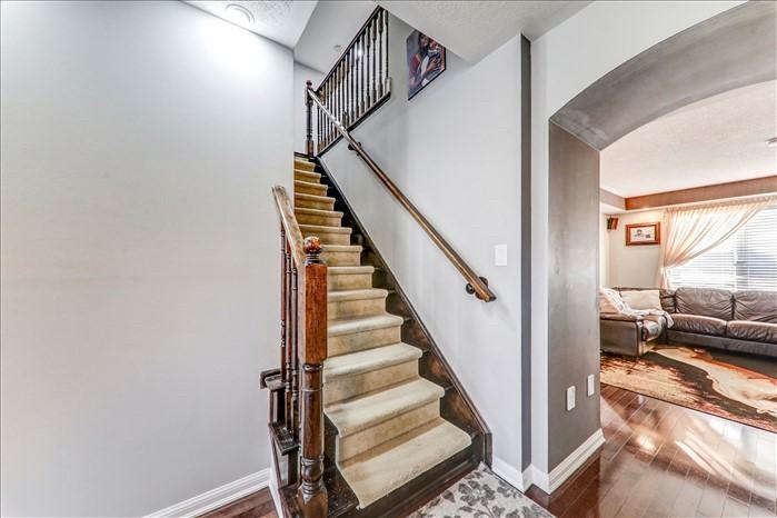 158 Hummingbird Drive - Photo 3 of 19