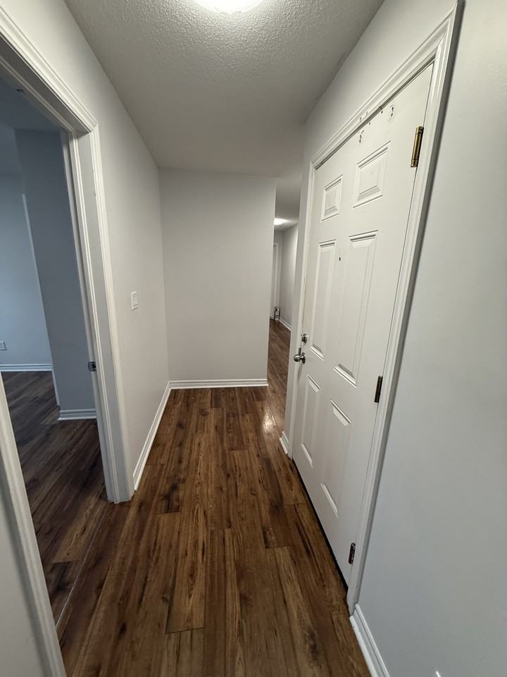 52 Champagne Avenue South - Photo 6 of 21