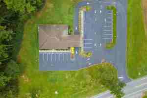 featured image of 1200 Henley Ln