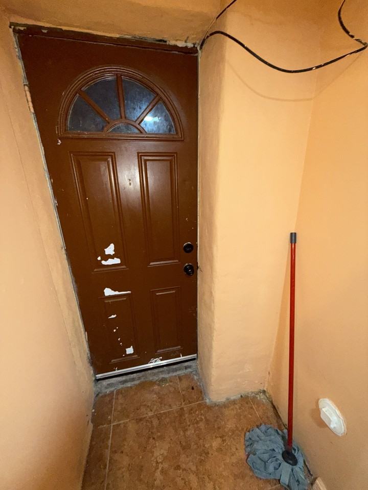 6656 Lynford Street - Photo 5 of 12