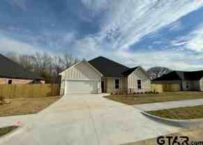 1033 Stagecoach Bnd - Photo 1 of 1