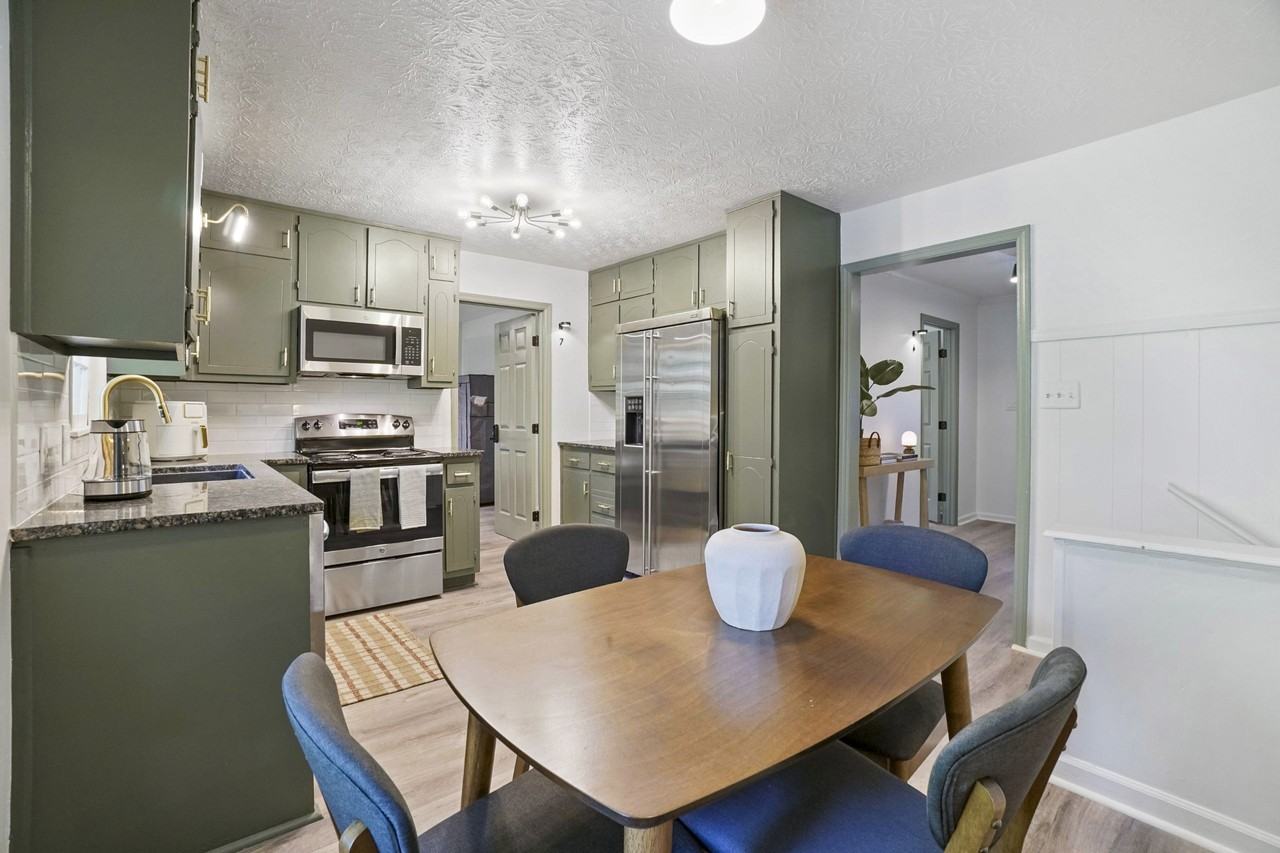 Emerald Springs Dr - Photo 6 of 12