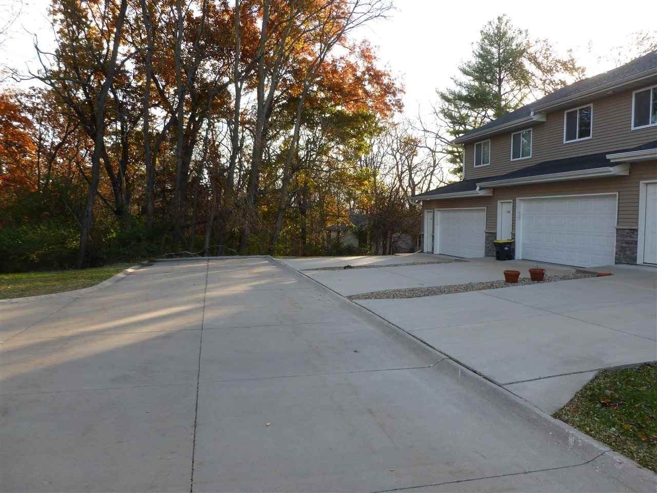 1330 Dodge Street Ct - Photo 3 of 20