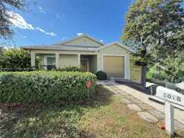 featured image of 1018 Foster Rd