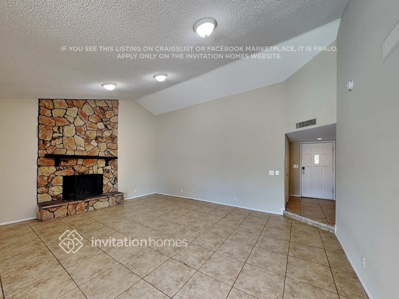 2649 East Javelina Circle - Photo 4 of 17
