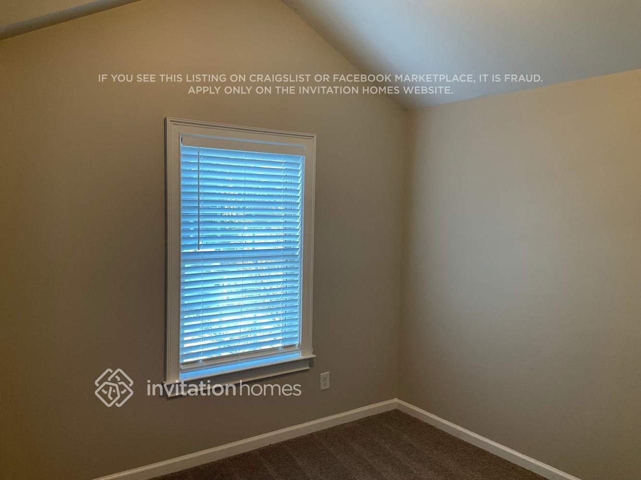 6368 Flat Rock Ln - Photo 7 of 13