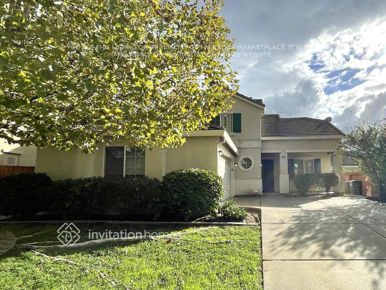 1655 Vandenberg Circle - Photo 2 of 18