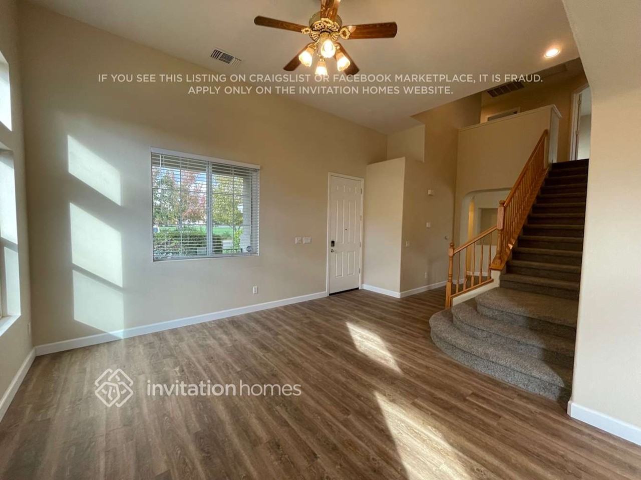 1655 Vandenberg Circle - Photo 3 of 18