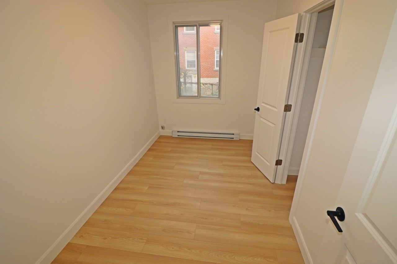 3010 Rue Sherbrooke Est - Photo 7 of 16