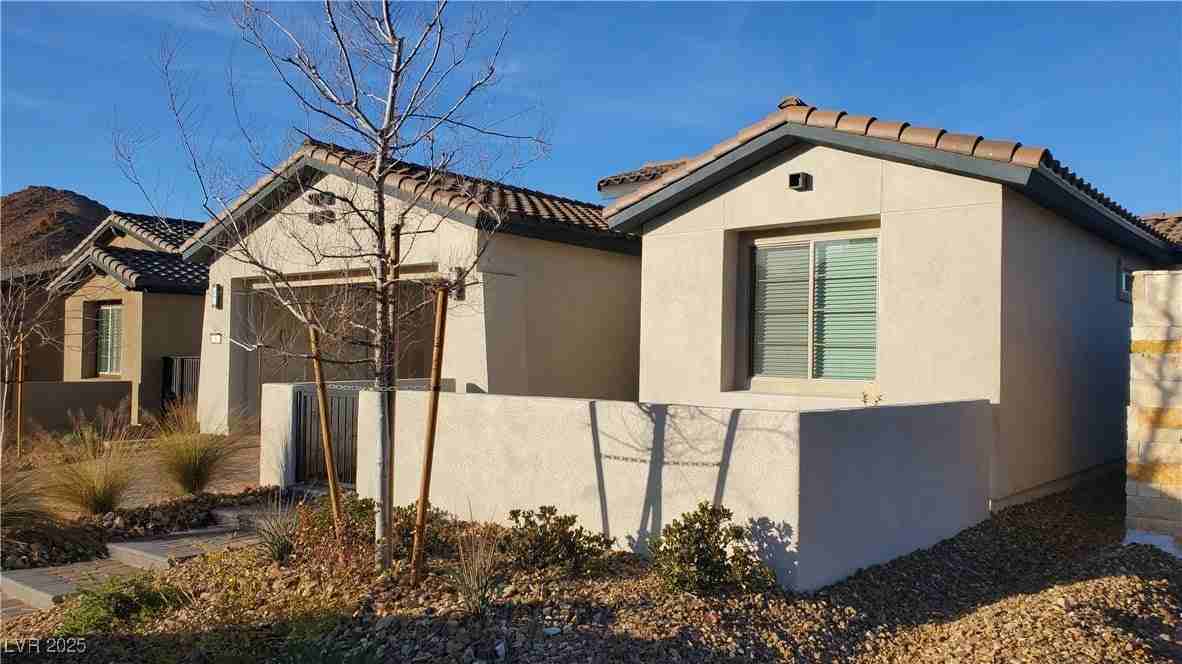 6 Sun Mirage Ave - Photo 7 of 50