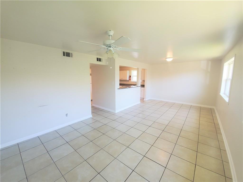 116 Zeta St ##D - Photo 3 of 16