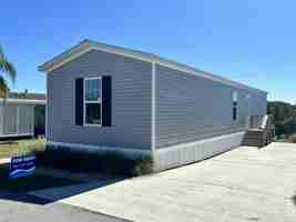 featured image of 5 Victoria Ln #M15