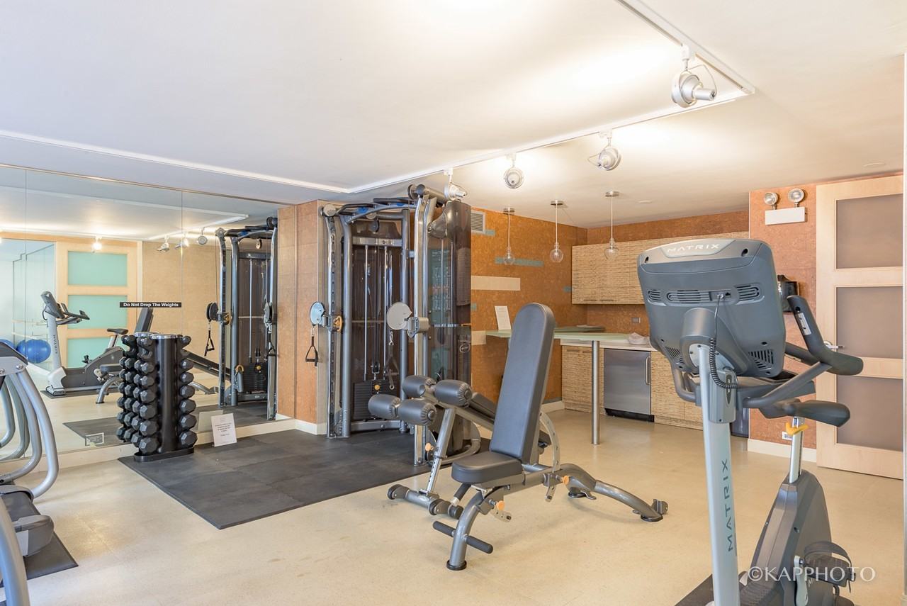 777 North Michigan Avenue - Photo 7 of 24