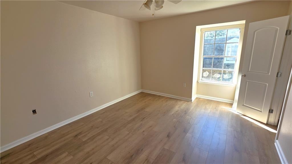 201 Omega St ##C - Photo 7 of 13