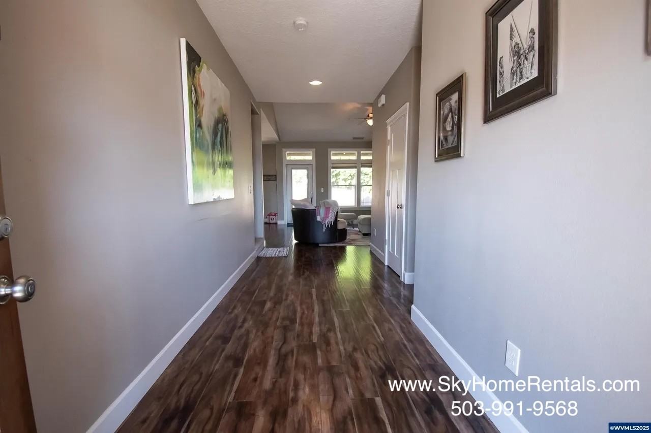 1001 Doe Court Northwest - Photo 2 of 24