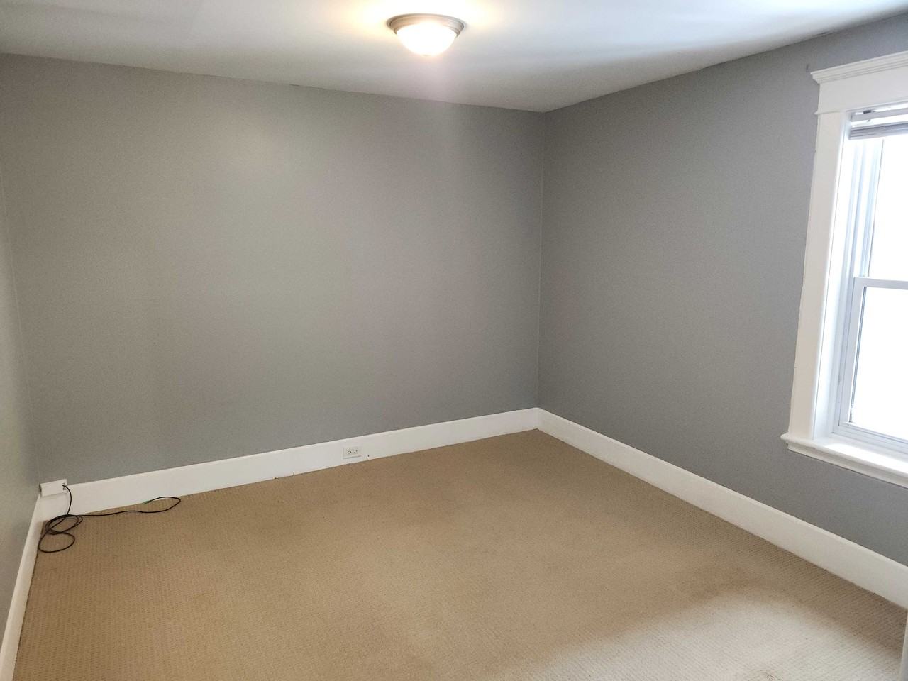 1306 Monaghan Rd - Photo 2 of 8