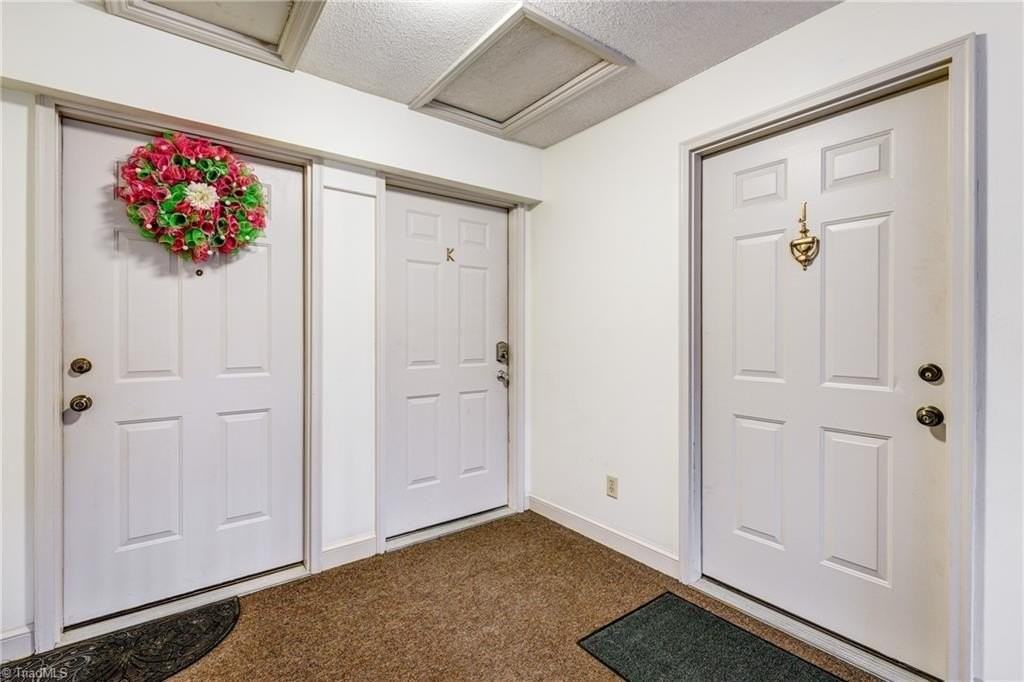 5934 W Friendly Ave #K - Photo 4 of 23