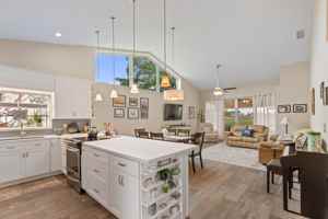 featured image of 1401 Mahogany Place