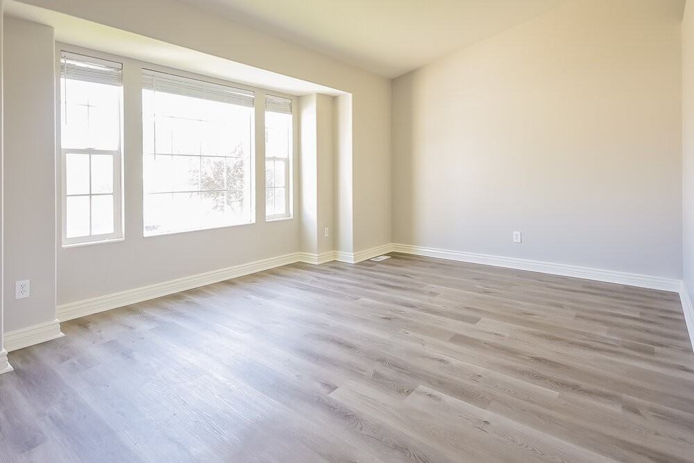 4235 Roy Boulevard - Photo 5 of 18