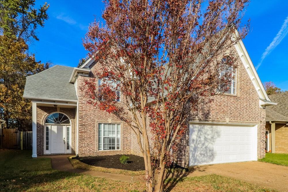 9168 Acadia Pl - Photo 4 of 17