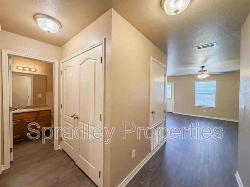 4810 Deep Drive - Photo 4 of 19