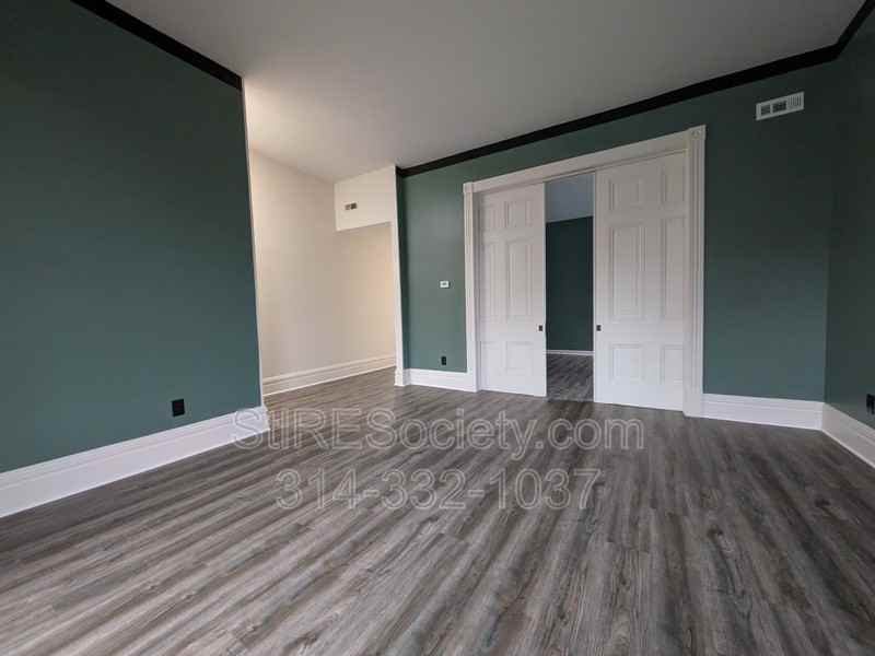 2012 Oregon Ave - Photo 2 of 15